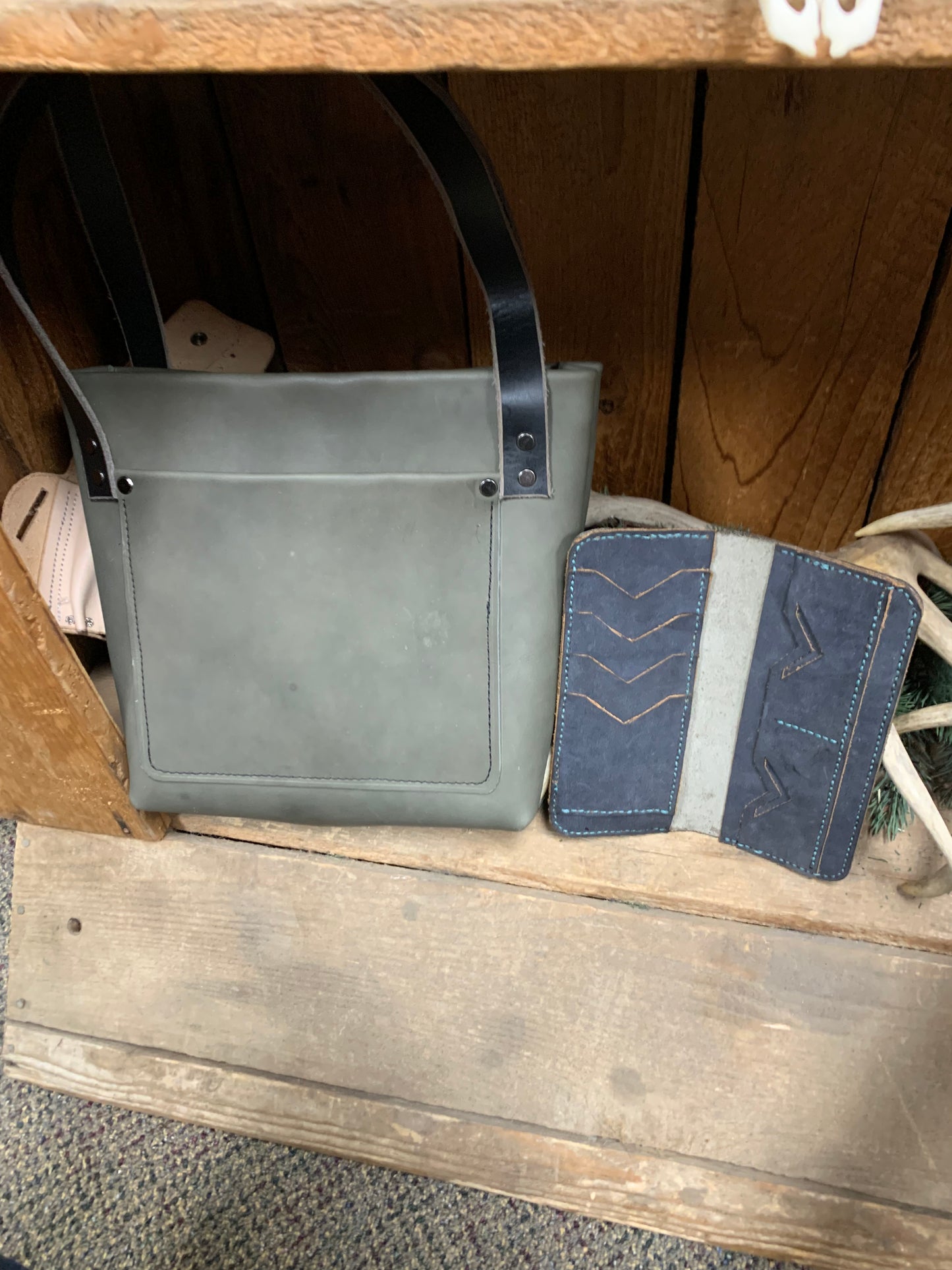 Matching purse and wallet set