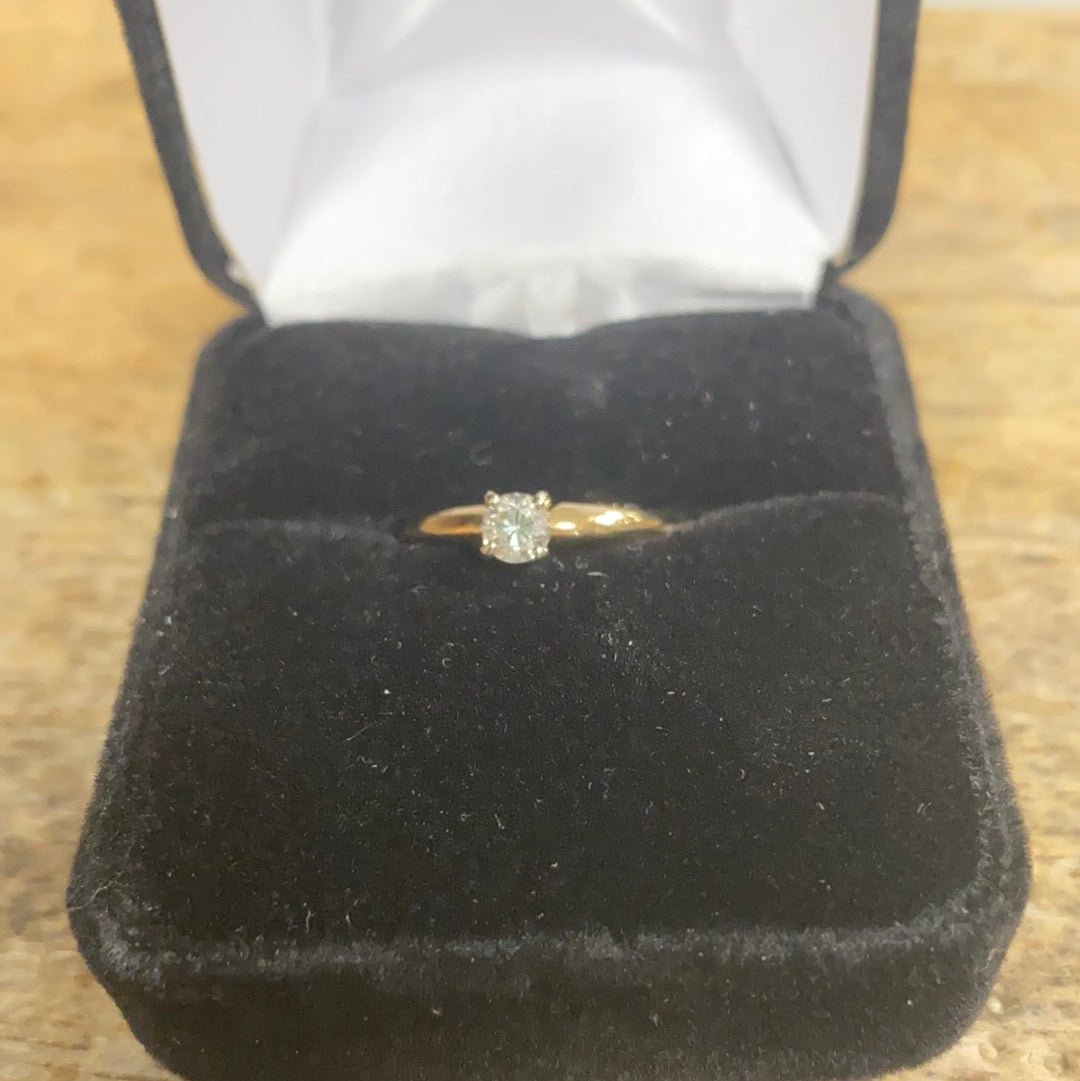 Women’s Diamond Solitaire  Back Country Trading Post